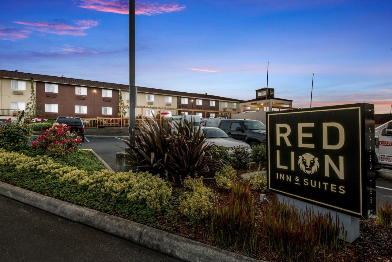 Red Lion Inn & Suites Sequim At Olympic National Park Ngoại thất bức ảnh