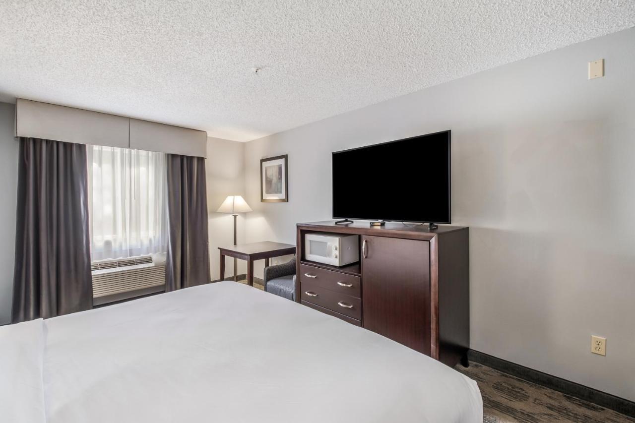 Red Lion Inn & Suites Sequim At Olympic National Park Ngoại thất bức ảnh