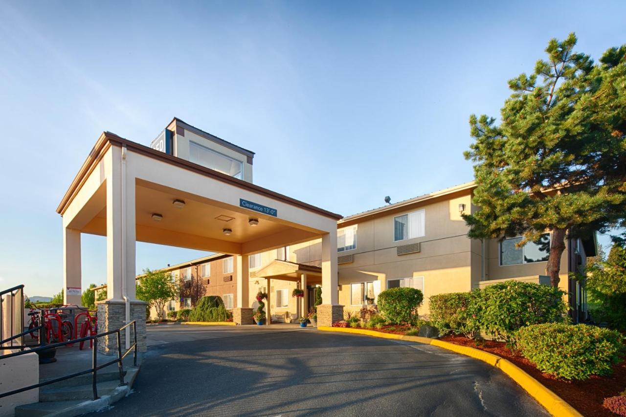 Red Lion Inn & Suites Sequim At Olympic National Park Ngoại thất bức ảnh